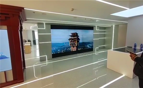 滑軌屏幕廠家實(shí)施方案-數(shù)字展廳安裝設(shè)計(jì)工程案例_摩拓為_具體應(yīng)用案例