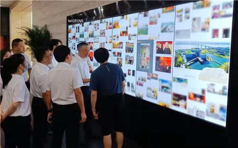 長沙李自健美術館應用百變屏_現(xiàn)場互動體驗（局部圖）
