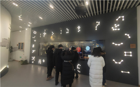 液晶拼接屏（展廳現(xiàn)場(chǎng)圖）